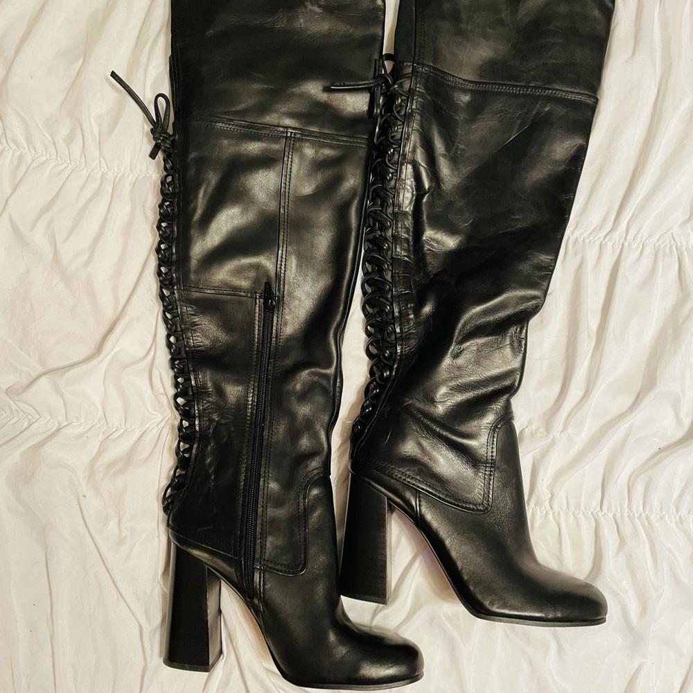 Gorgeous Black boots